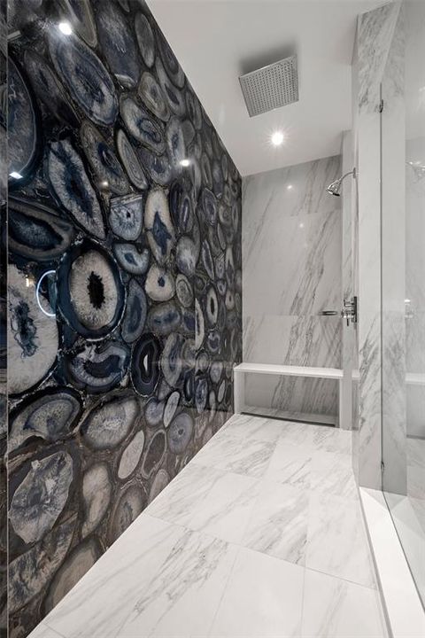 For Sale: $4,998,000 (5 beds, 5 baths, 5889 Square Feet)