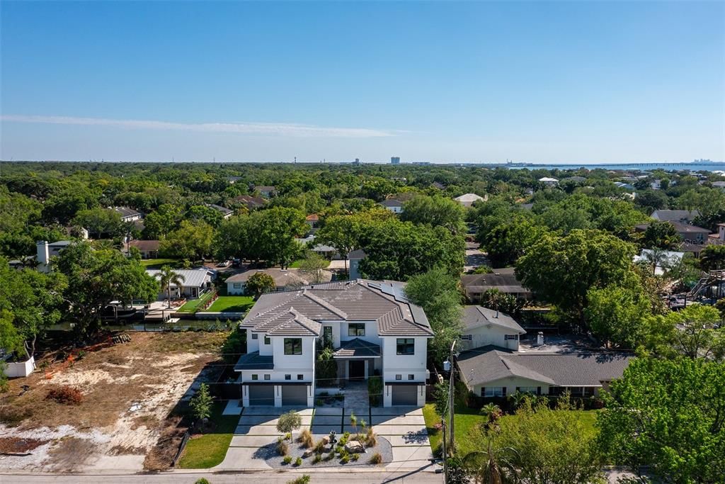 For Sale: $4,998,000 (5 beds, 5 baths, 5889 Square Feet)