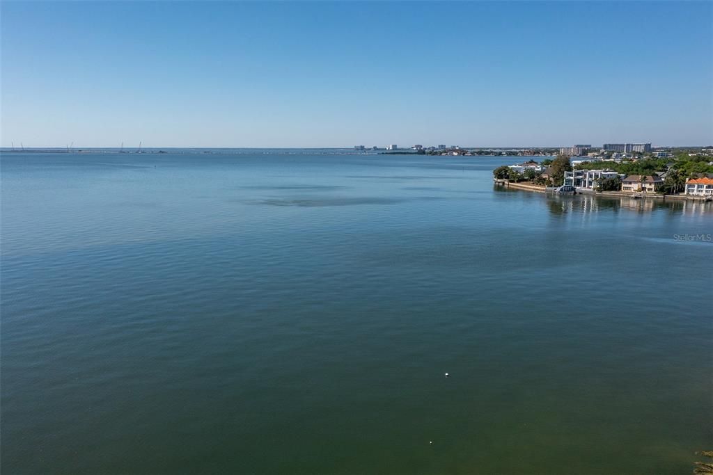 For Sale: $4,998,000 (5 beds, 5 baths, 5889 Square Feet)