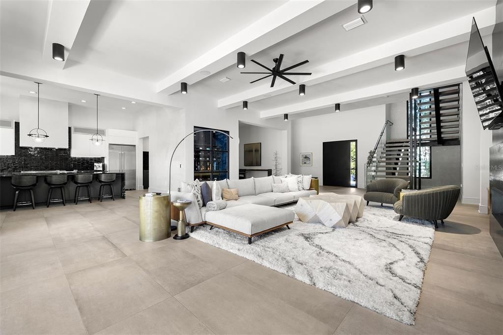 For Sale: $4,998,000 (5 beds, 5 baths, 5889 Square Feet)