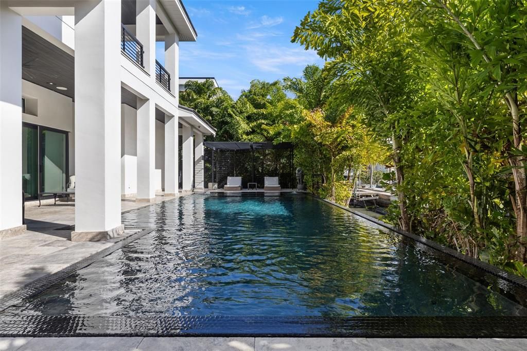 For Sale: $4,998,000 (5 beds, 5 baths, 5889 Square Feet)