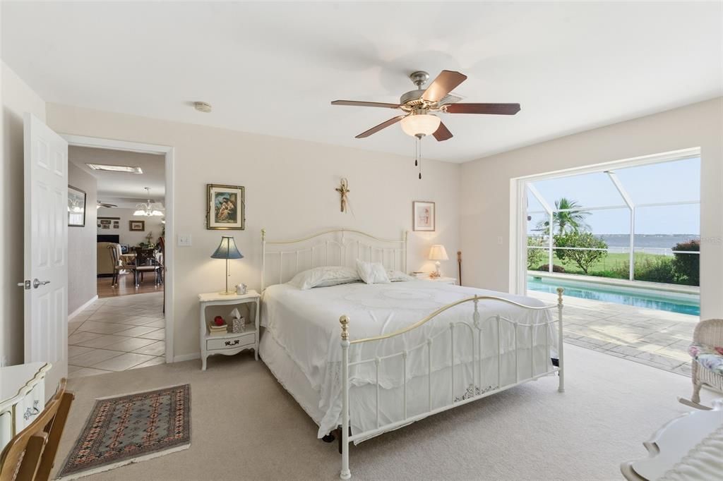 待售: $1,100,000 (2 贝兹, 2 浴室, 1914 平方英尺)