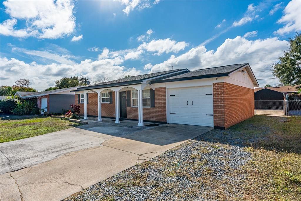 En Venta: $235,000 (3 camas, 2 baños, 1172 Pies cuadrados)