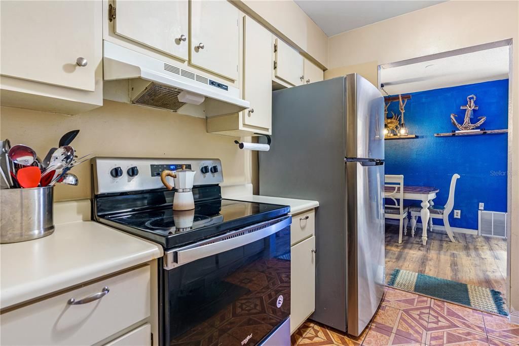 En Venta: $235,000 (3 camas, 2 baños, 1172 Pies cuadrados)