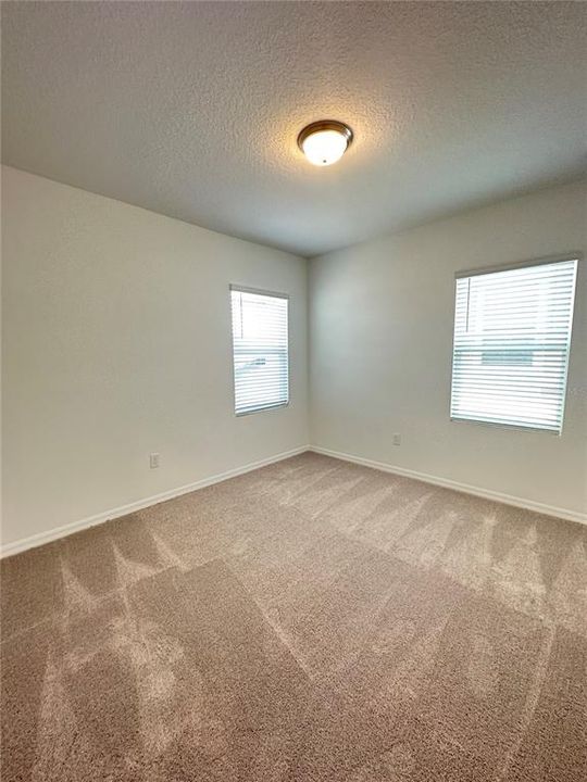 出租: $2,600 (4 贝兹, 2 浴室, 2226 平方英尺)