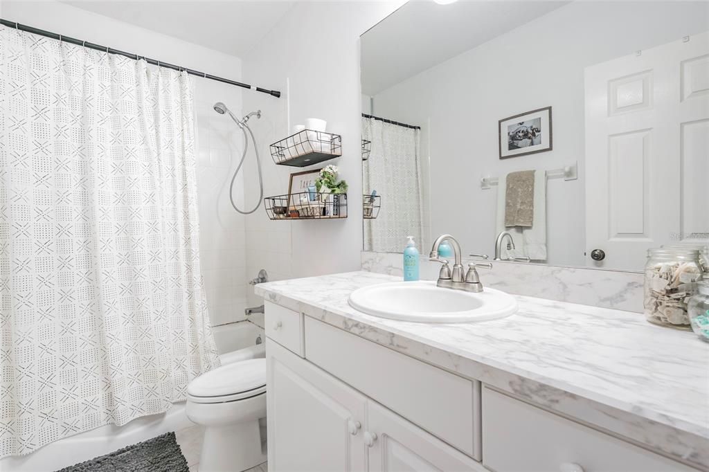 En Renta: $3,800 (3 camas, 2 baños, 2348 Pies cuadrados)