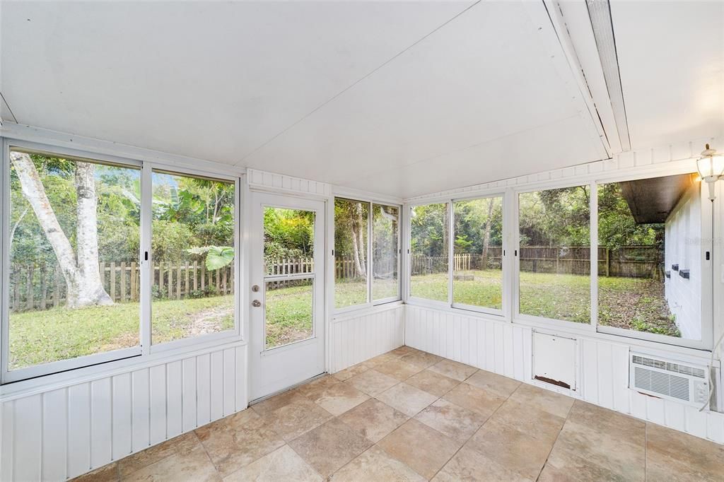 待售: $349,999 (3 贝兹, 2 浴室, 1680 平方英尺)