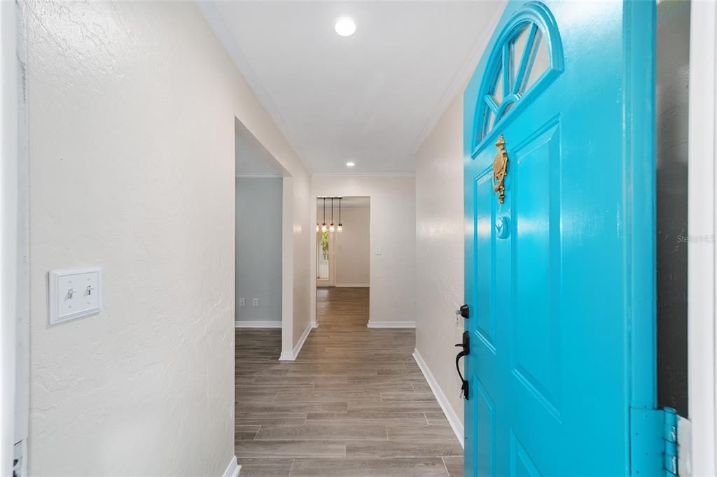 待售: $349,999 (3 贝兹, 2 浴室, 1680 平方英尺)