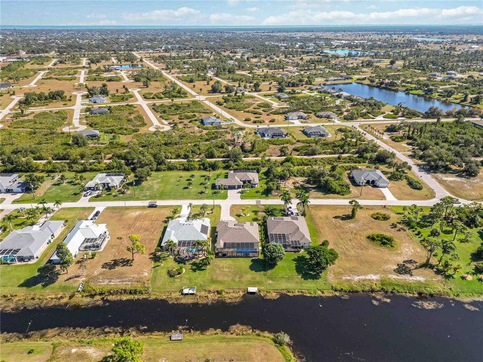 待售: $850,000 (3 贝兹, 3 浴室, 2750 平方英尺)