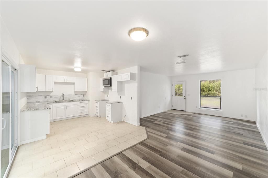 En Venta: $259,900 (3 camas, 1 baños, 1118 Pies cuadrados)