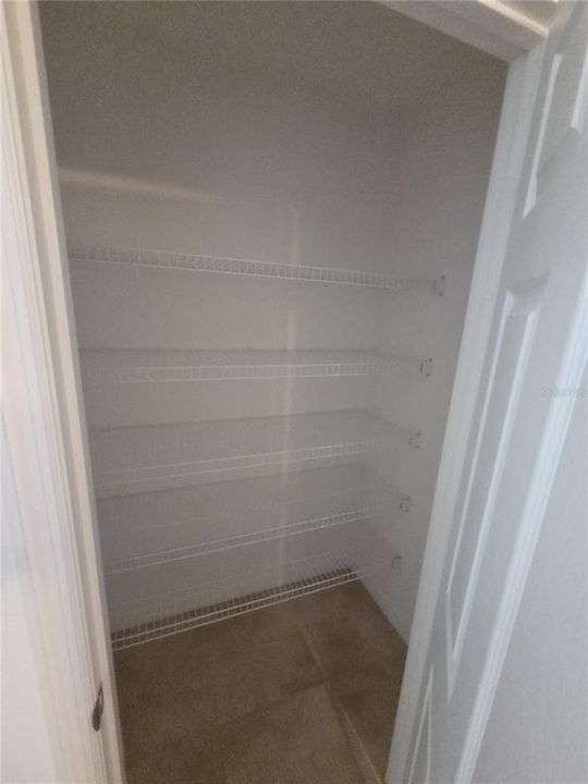 For Rent: $2,350 (4 beds, 3 baths, 2814 Square Feet)