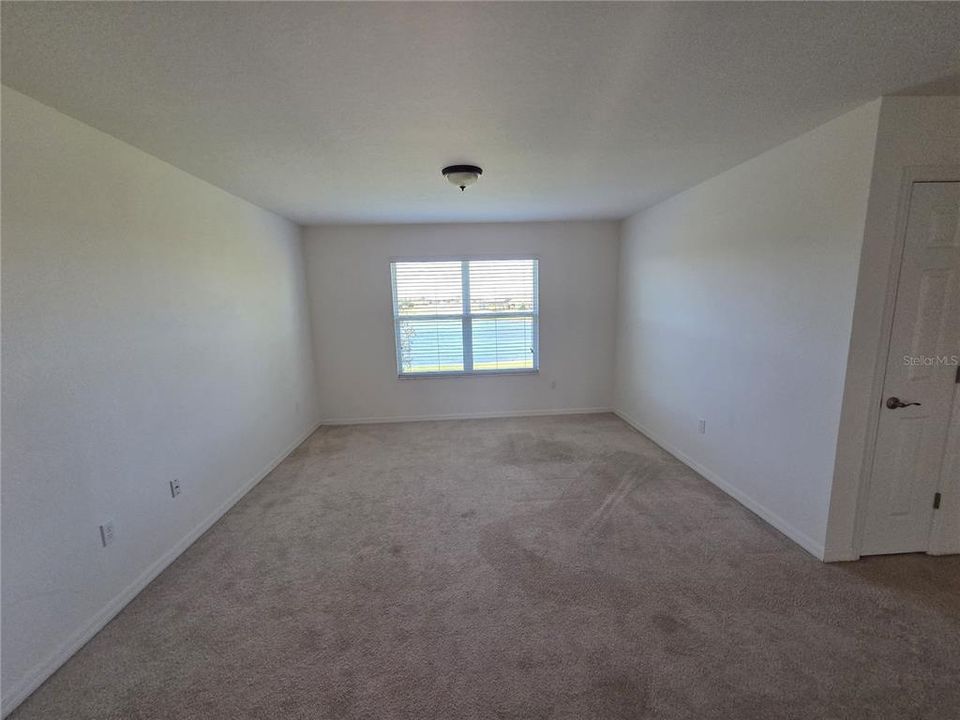 For Rent: $2,350 (4 beds, 3 baths, 2814 Square Feet)