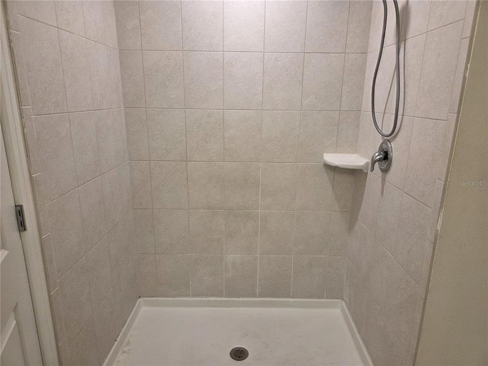 For Rent: $2,450 (4 beds, 3 baths, 2178 Square Feet)