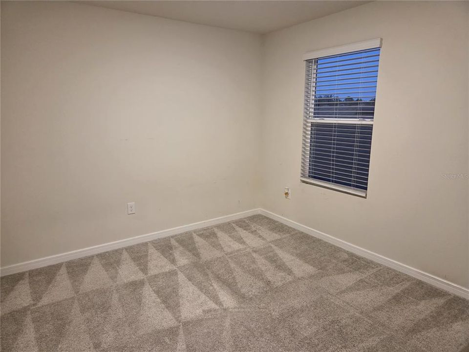 For Rent: $2,450 (4 beds, 3 baths, 2178 Square Feet)