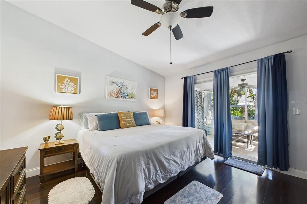 En Venta: $269,000 (2 camas, 2 baños, 1376 Pies cuadrados)