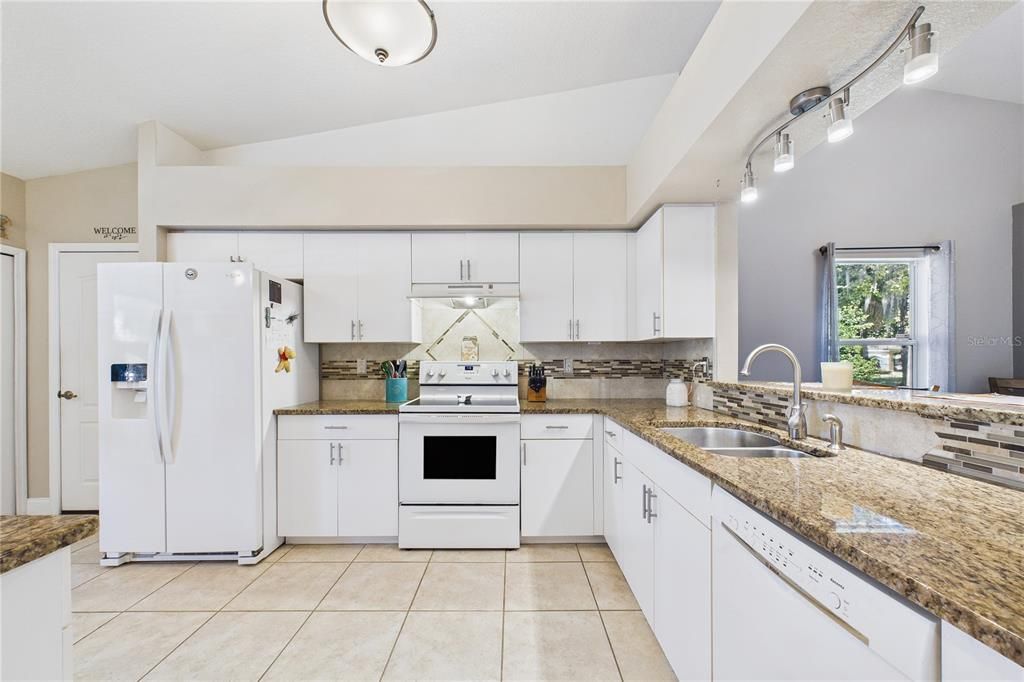 En Venta: $269,000 (2 camas, 2 baños, 1376 Pies cuadrados)