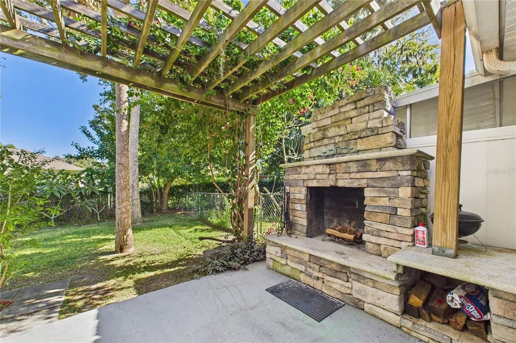 En Venta: $269,000 (2 camas, 2 baños, 1376 Pies cuadrados)