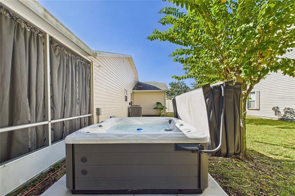 En Venta: $269,000 (2 camas, 2 baños, 1376 Pies cuadrados)