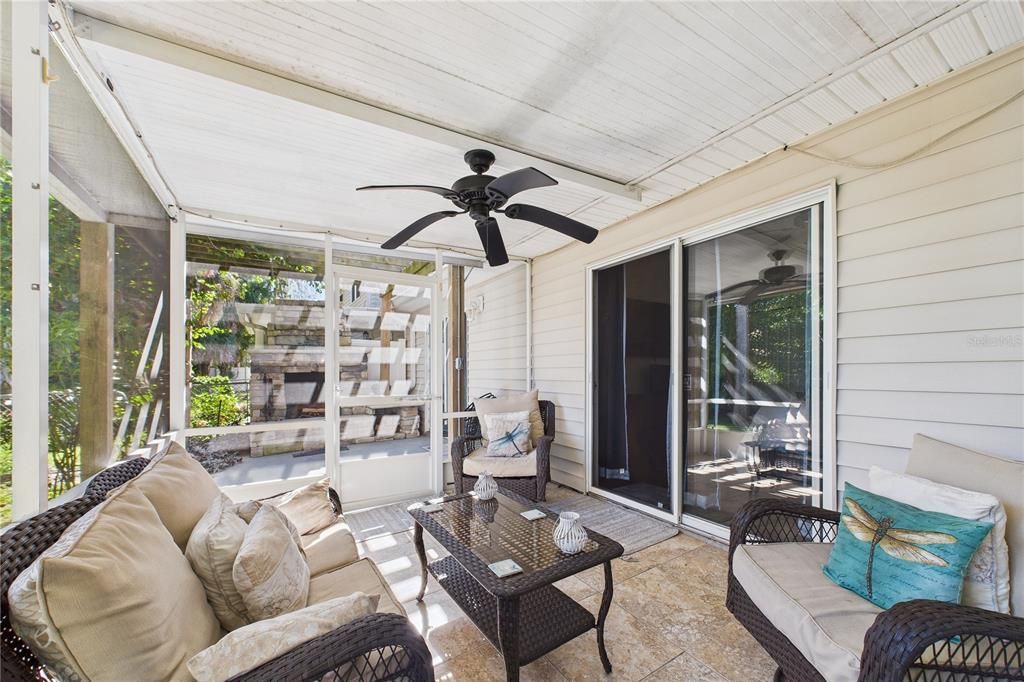 En Venta: $269,000 (2 camas, 2 baños, 1376 Pies cuadrados)