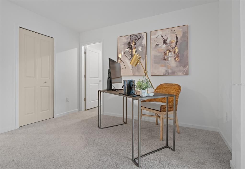 На продажу: $219,900 (3 спален, 2 ванн, 1707 Квадратных фут)