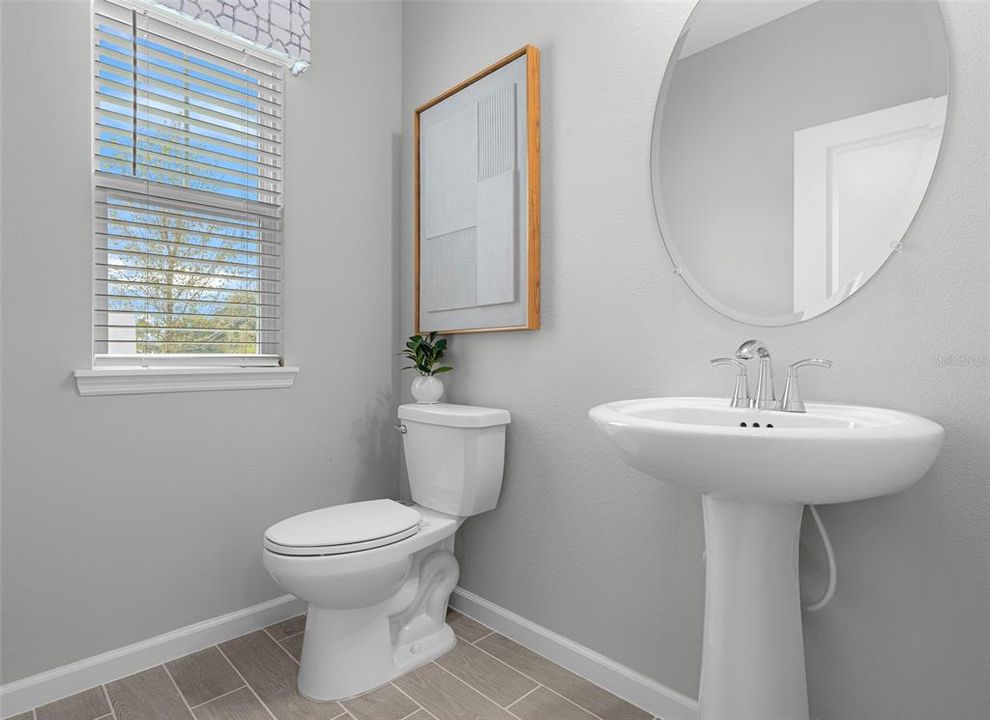 На продажу: $219,900 (3 спален, 2 ванн, 1707 Квадратных фут)