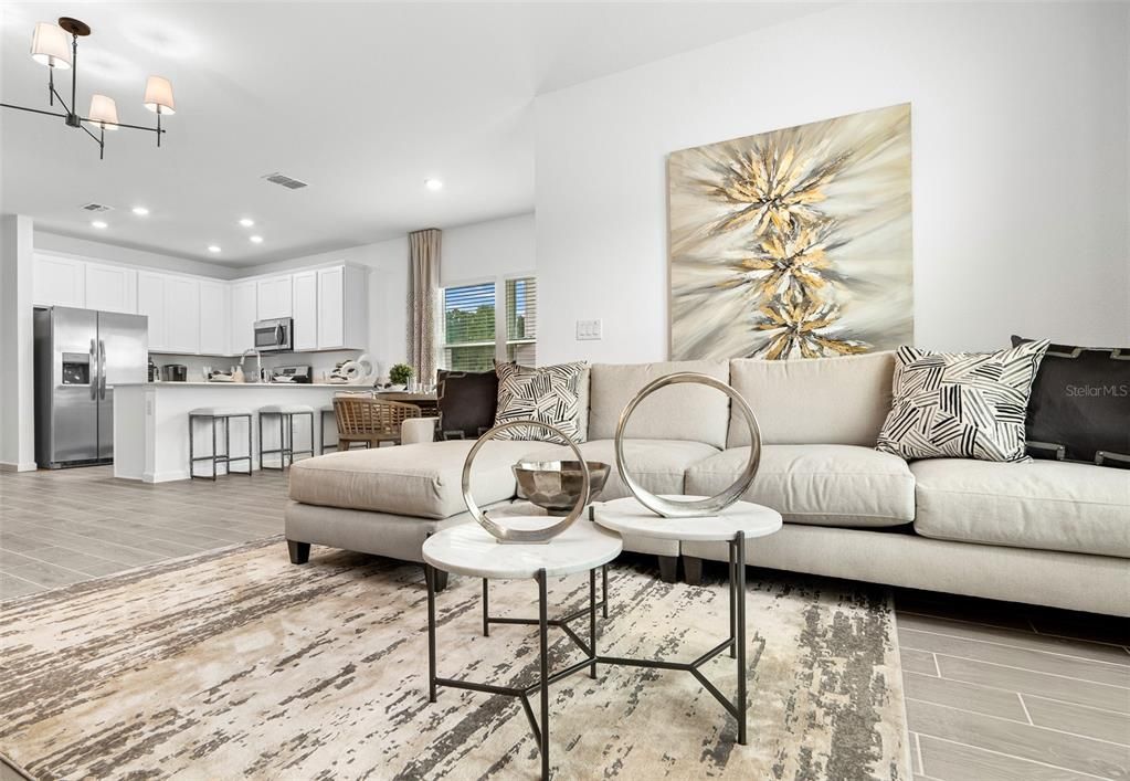 На продажу: $219,900 (3 спален, 2 ванн, 1707 Квадратных фут)