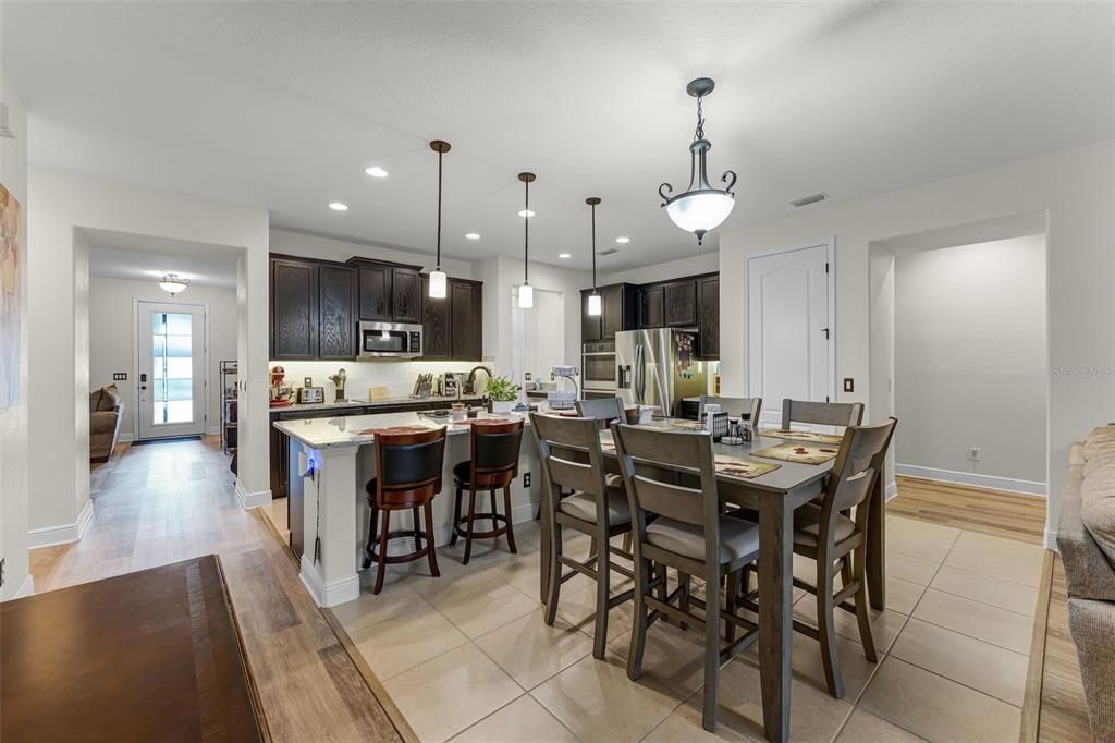 For Rent: $3,000 (4 beds, 2 baths, 2291 Square Feet)