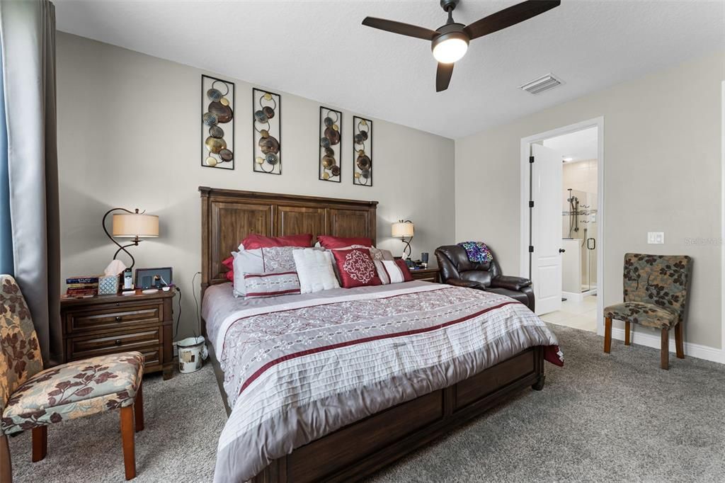 For Rent: $3,000 (4 beds, 2 baths, 2291 Square Feet)