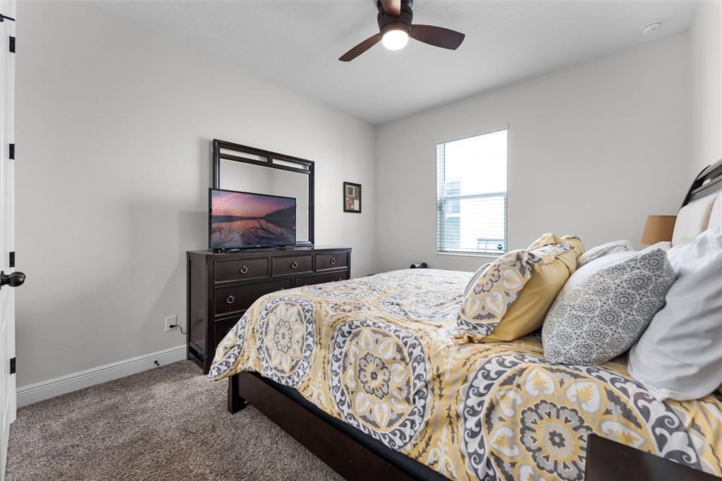 For Rent: $3,000 (4 beds, 2 baths, 2291 Square Feet)