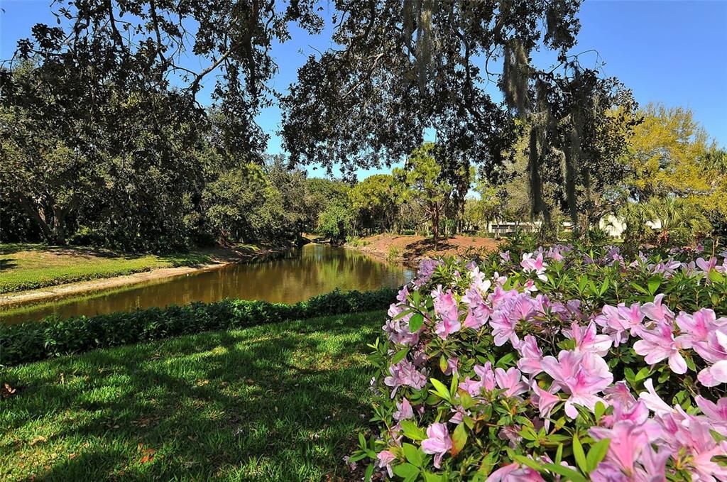 Active With Contract: $249,900 (3 beds, 2 baths, 1632 Square Feet)