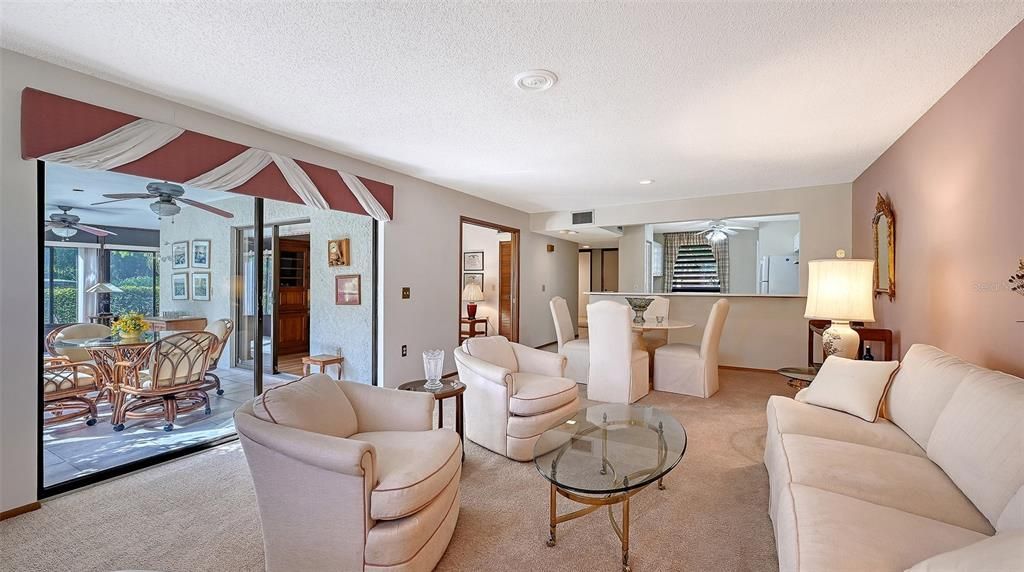 Active With Contract: $249,900 (3 beds, 2 baths, 1632 Square Feet)