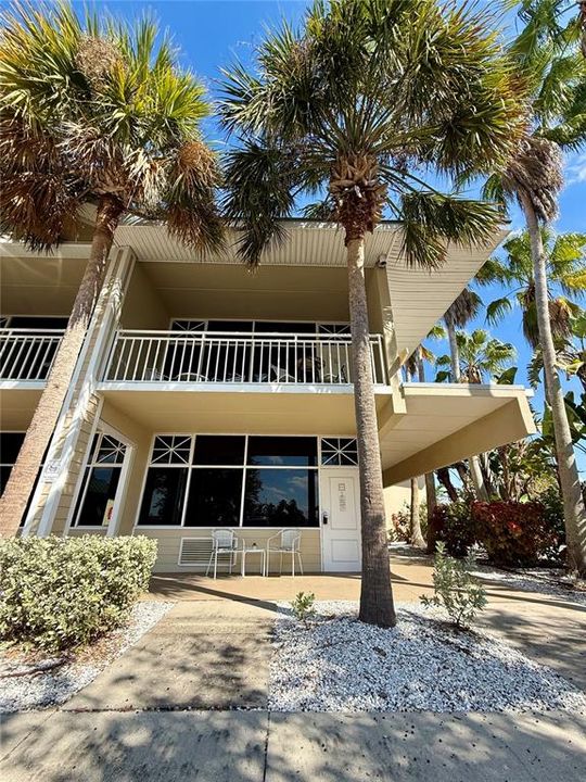 На продажу: $152,000 (1 спален, 1 ванн, 464 Квадратных фут)