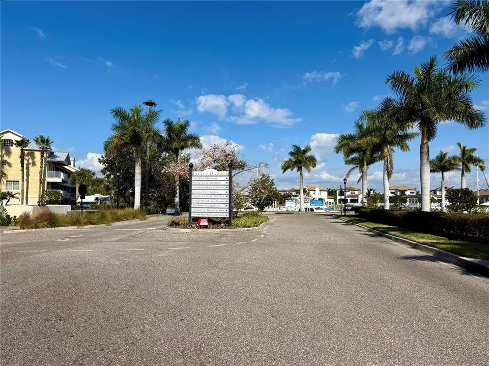 На продажу: $152,000 (1 спален, 1 ванн, 464 Квадратных фут)