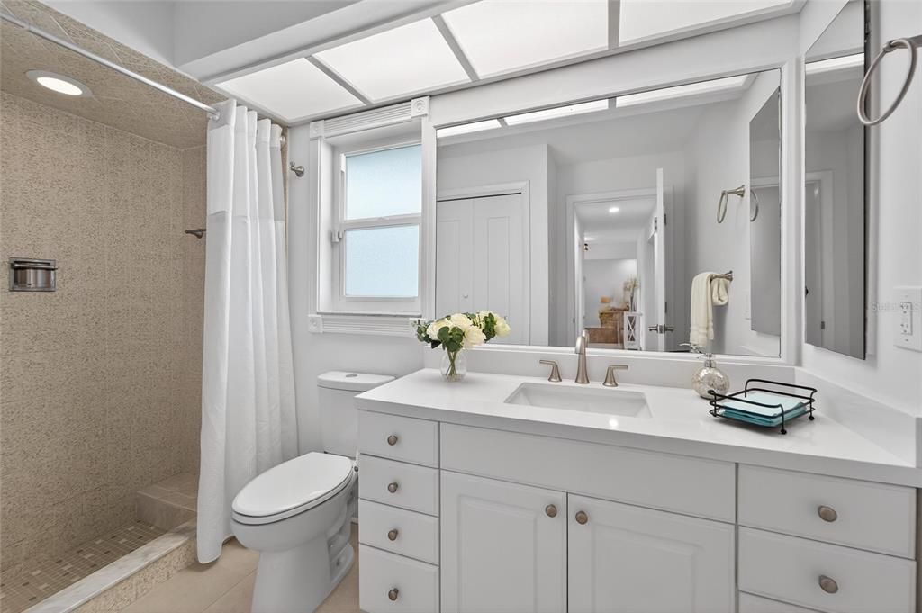 For Sale: $660,000 (3 beds, 3 baths, 2068 Square Feet)