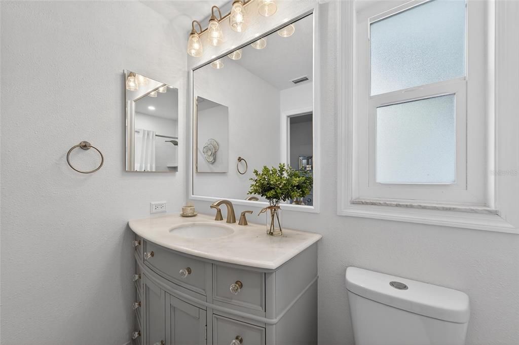 For Sale: $660,000 (3 beds, 3 baths, 2068 Square Feet)