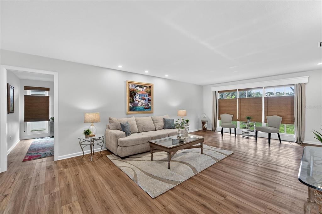 For Sale: $660,000 (3 beds, 3 baths, 2068 Square Feet)