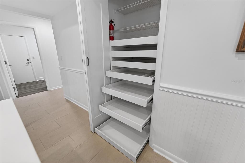 For Sale: $660,000 (3 beds, 3 baths, 2068 Square Feet)