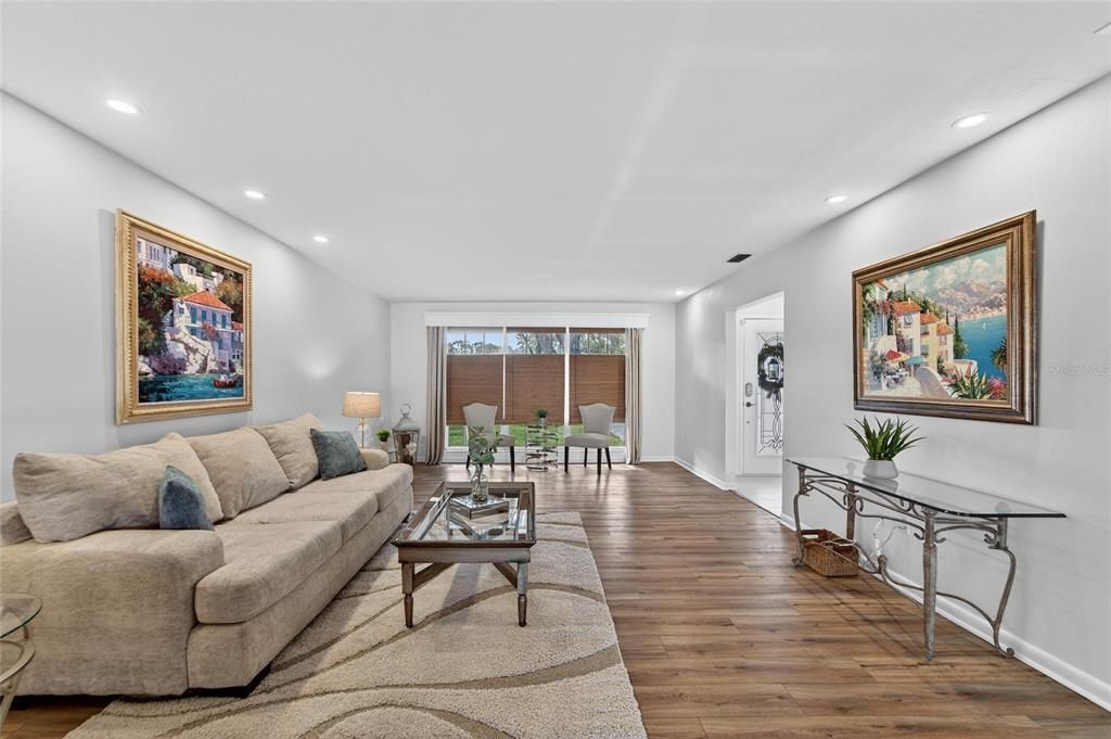 For Sale: $660,000 (3 beds, 3 baths, 2068 Square Feet)