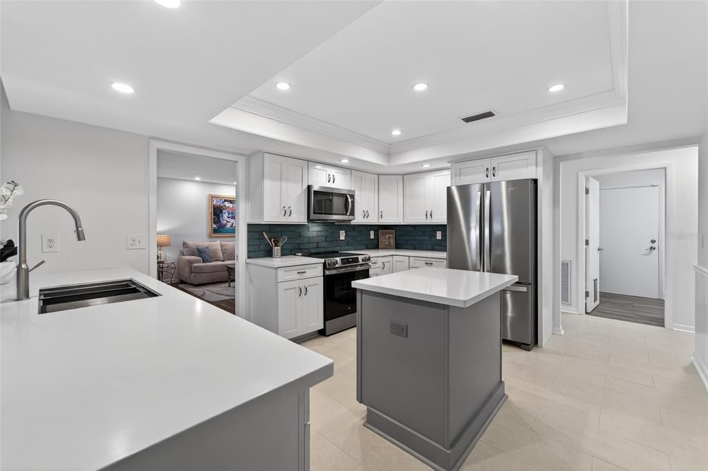 For Sale: $660,000 (3 beds, 3 baths, 2068 Square Feet)