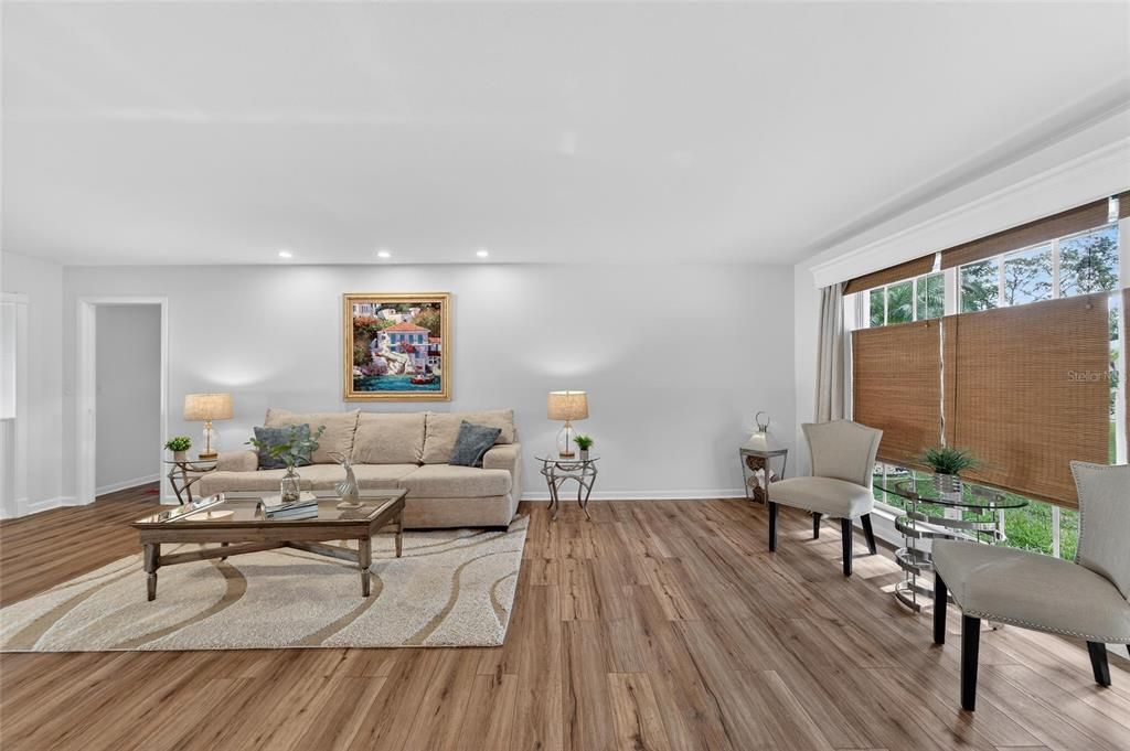 For Sale: $660,000 (3 beds, 3 baths, 2068 Square Feet)