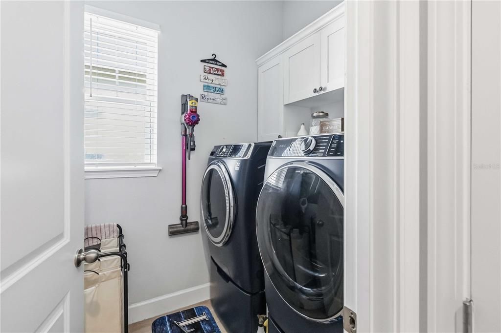 Active With Contract: $625,000 (3 beds, 2 baths, 1978 Square Feet)