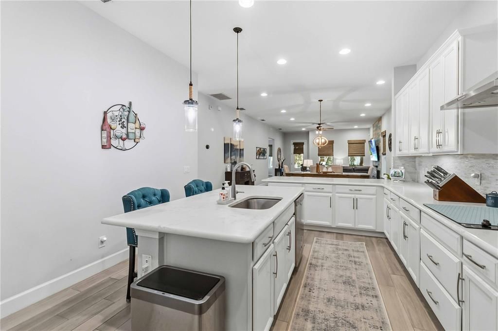 Active With Contract: $625,000 (3 beds, 2 baths, 1978 Square Feet)