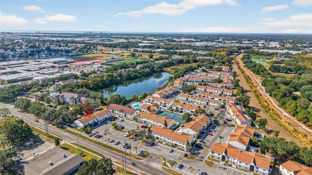 For Sale: $164,500 (2 beds, 1 baths, 909 Square Feet)