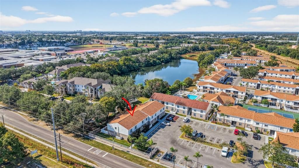 For Sale: $164,500 (2 beds, 1 baths, 909 Square Feet)