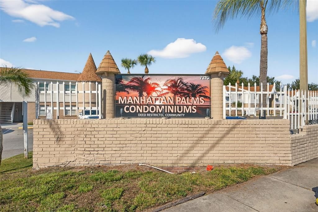 For Sale: $164,500 (2 beds, 1 baths, 909 Square Feet)