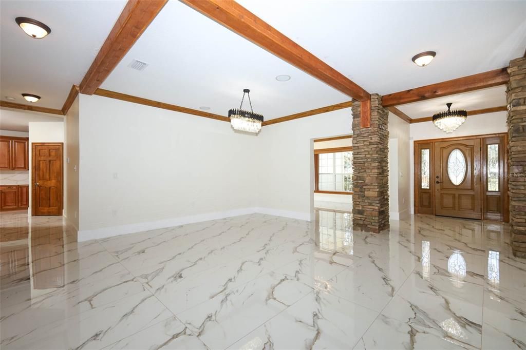 En Venta: $1,199,000 (4 camas, 4 baños, 3960 Pies cuadrados)