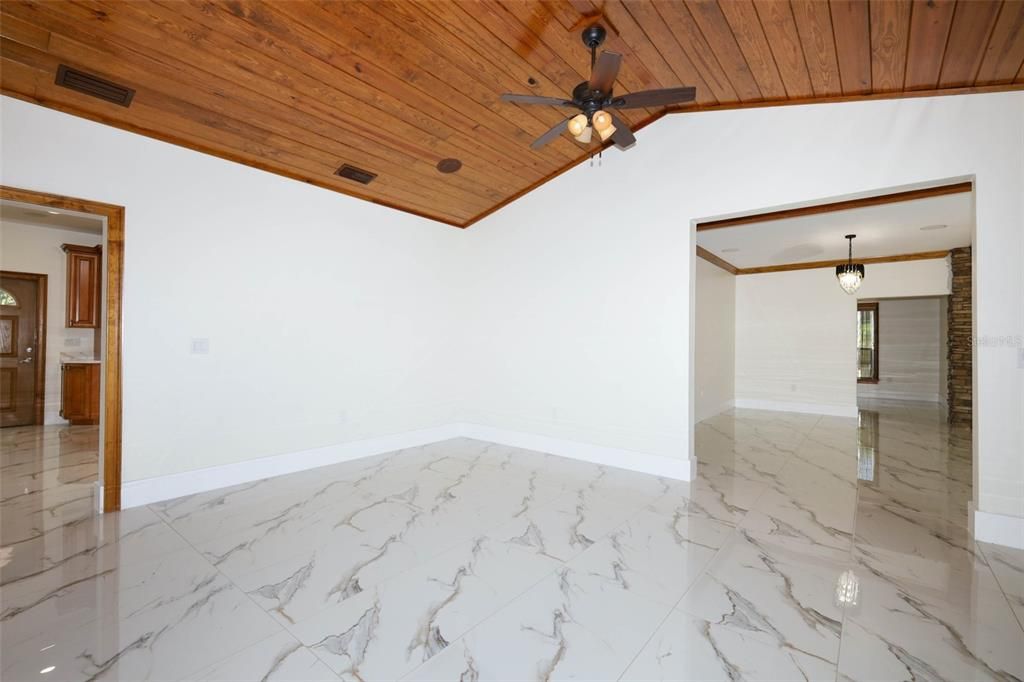 En Venta: $1,199,000 (4 camas, 4 baños, 3960 Pies cuadrados)