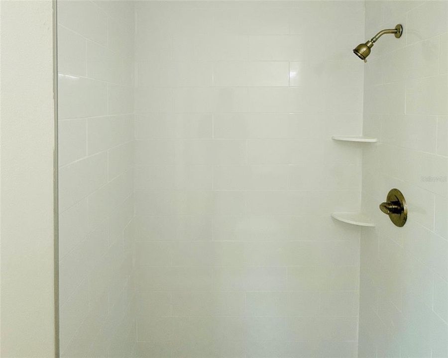 En Venta: $375,000 (3 camas, 2 baños, 1064 Pies cuadrados)