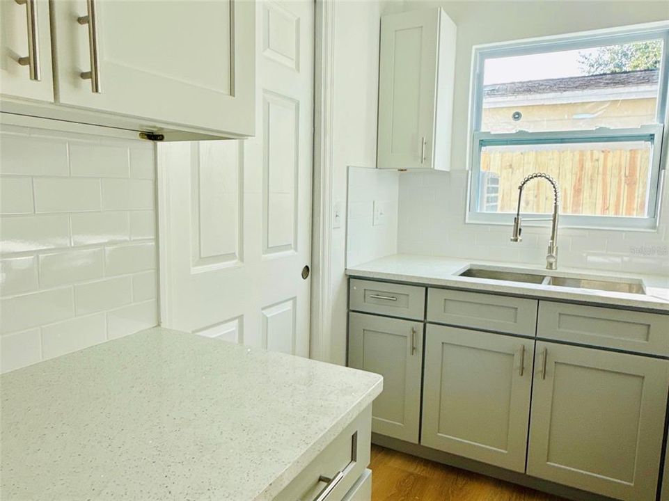 En Venta: $375,000 (3 camas, 2 baños, 1064 Pies cuadrados)