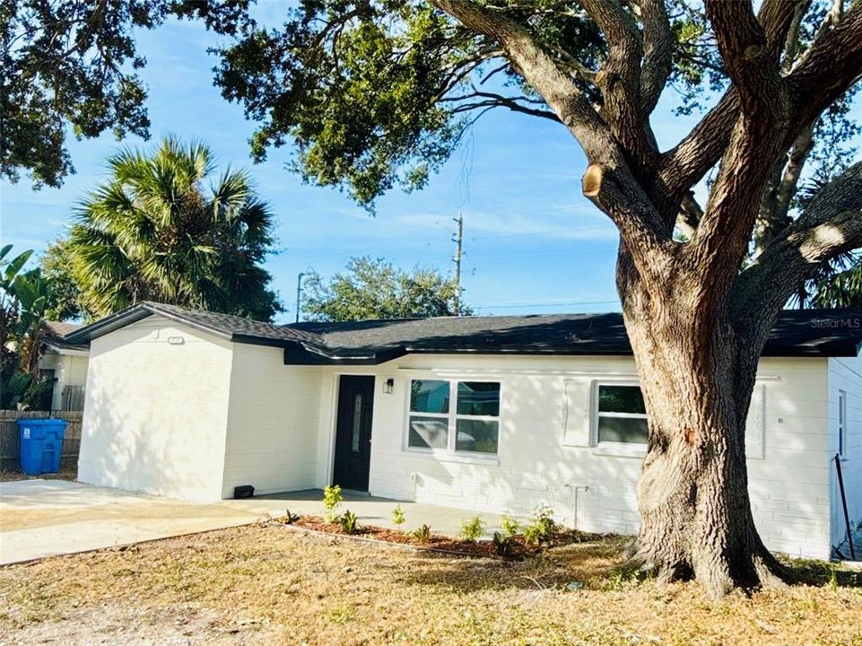 En Venta: $375,000 (3 camas, 2 baños, 1064 Pies cuadrados)